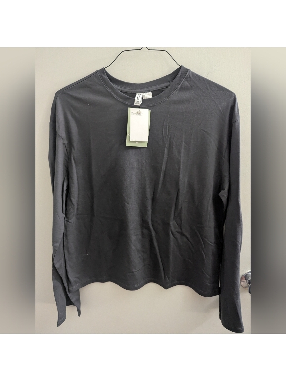 Divided NWT Dark Gray Long Sleeve Top Gift Normcore Basics Capsule Wardrobe Tee